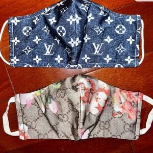 & Other Stories Blue and Floral Face Mask Set